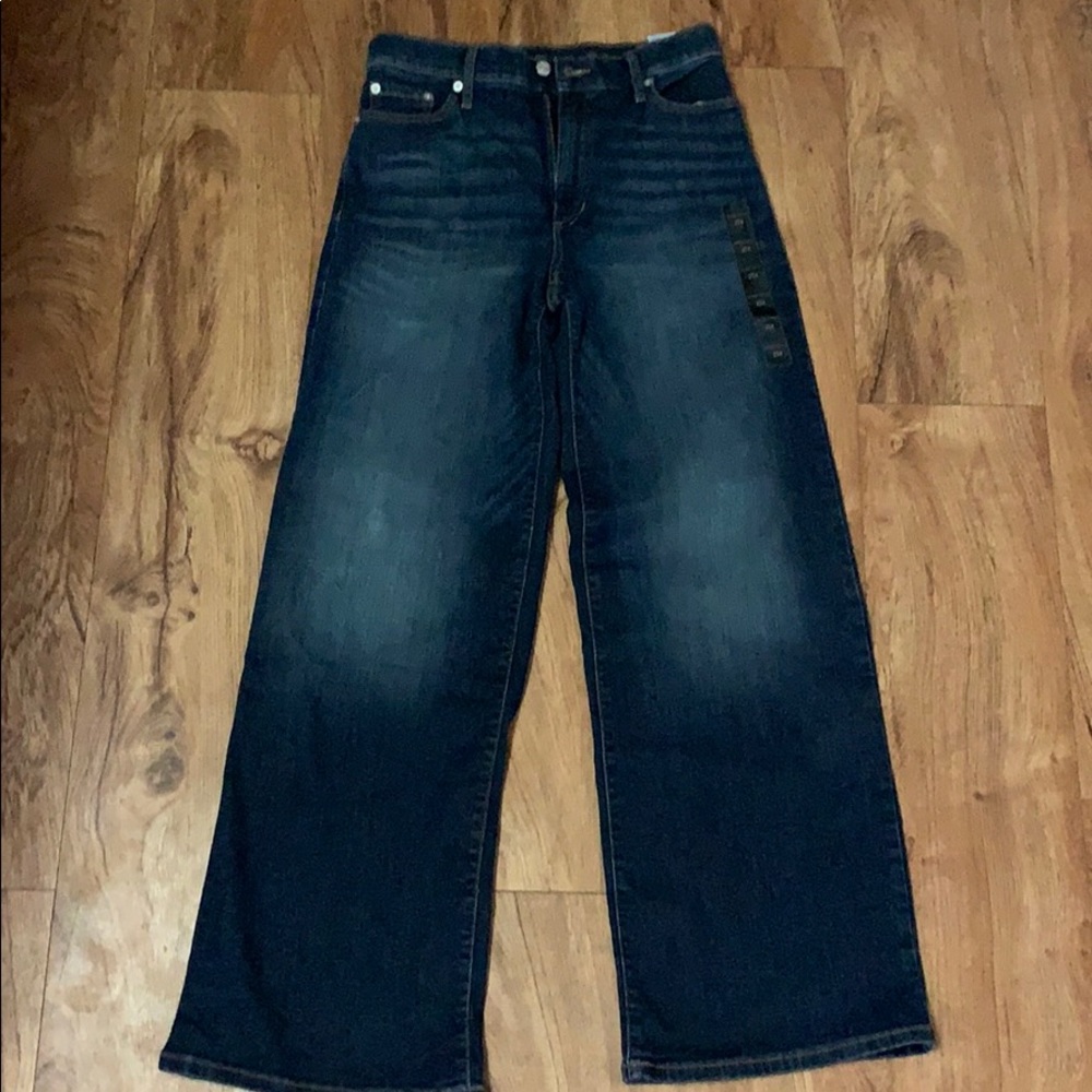Wide Leg/Dark Wash Banana Republic Jeans